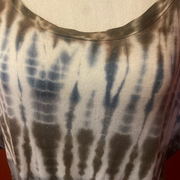 Mezon Top - Picture 3 of 9